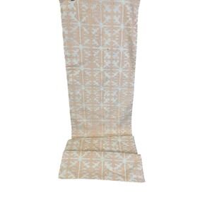 Anthropologie Table Runner Beige Cream Medallion Pattern 16" x‎ 108"